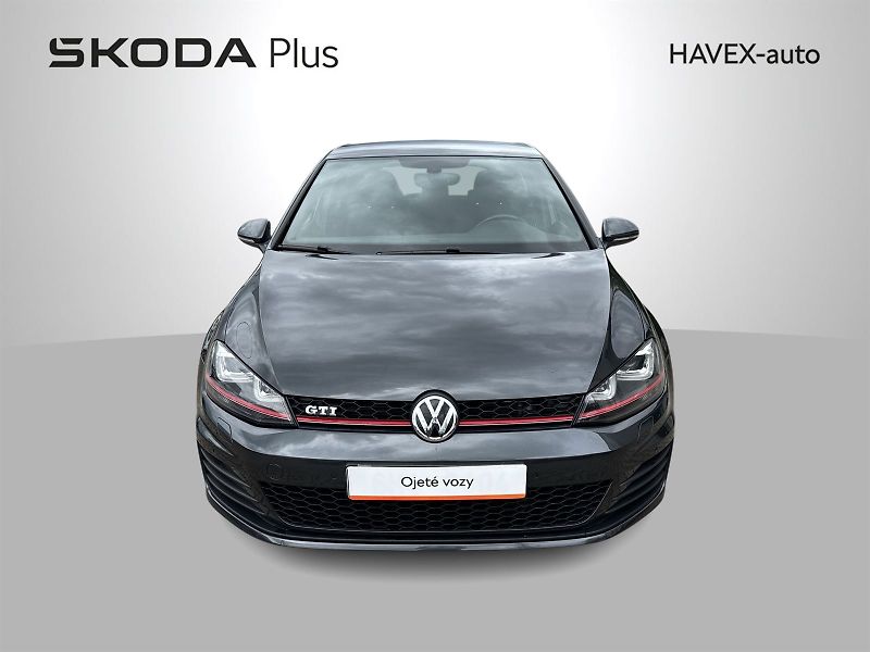 Volkswagen Golf (2016) 2.0 TSI GTI - fotka 4 z 28