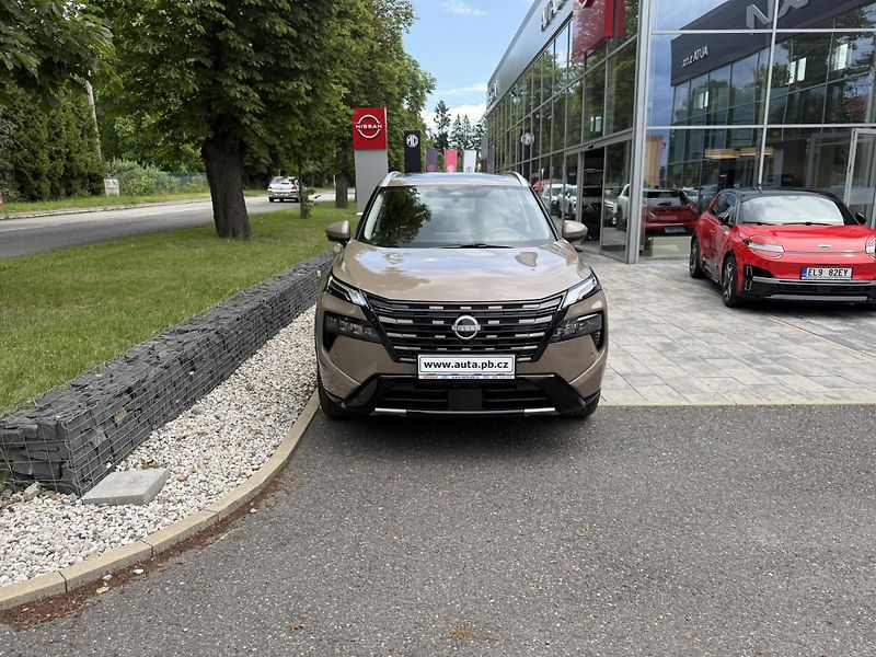 Nissan X-Trail (2026) E-POWER 213HP e-4ORCE TEKNA - fotka 2 z 21
