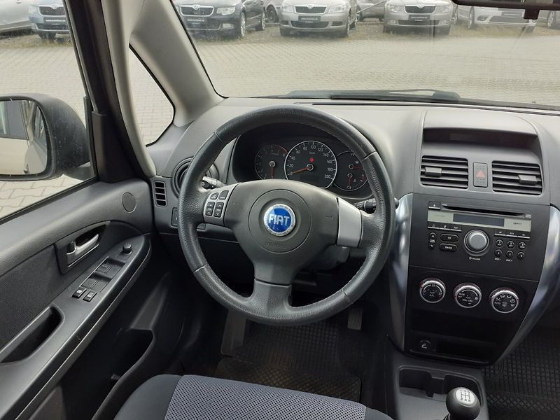 Fiat Sedici (2008) 1.6 i 4x4 - fotka 9 z 22