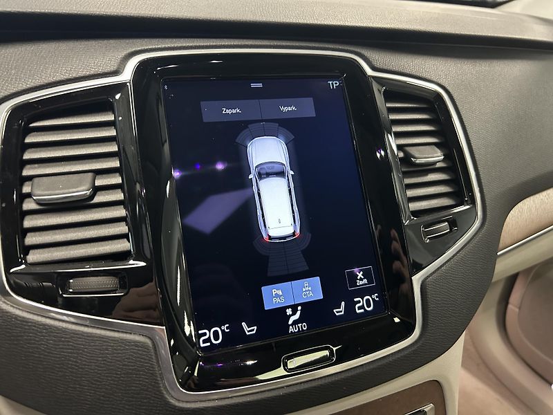 Volvo XC90 (2017) D5 AWD Drive-E Inscrip Panoram - fotka 14 z 30