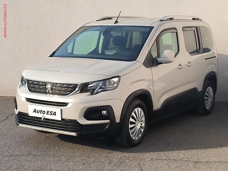 Peugeot Rifter (2019) 1.5HDI, ČR, ALLURE, autoAC - fotka 3 z 21
