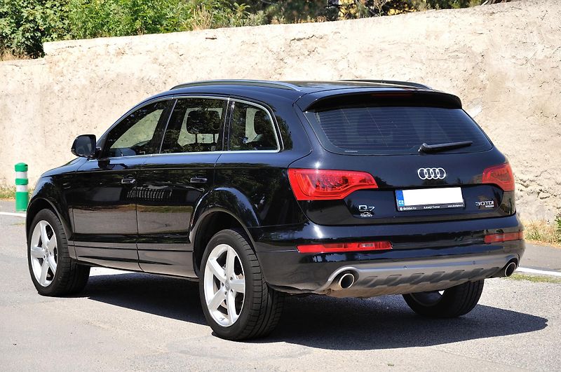 Audi Q7 (2010) 3.0 TDi V6 QUATTRO,XENONY,FACE - fotka 4 z 47