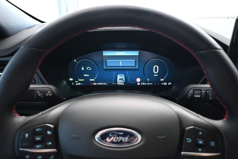 Ford Kuga (2024) 2.5 ST-LINE X 4x4 FHEV LED ACC - fotka 35 z 40