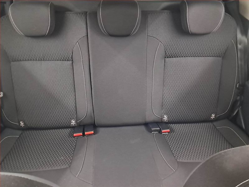 Dacia Logan (2019) 1.0 SCe - fotka 10 z 15