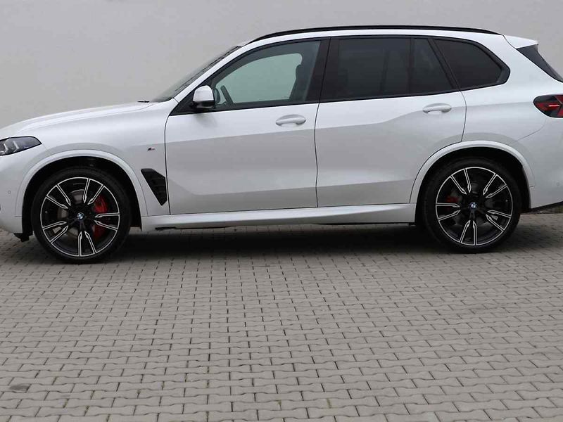 BMW X5 - fotka 3 z 10