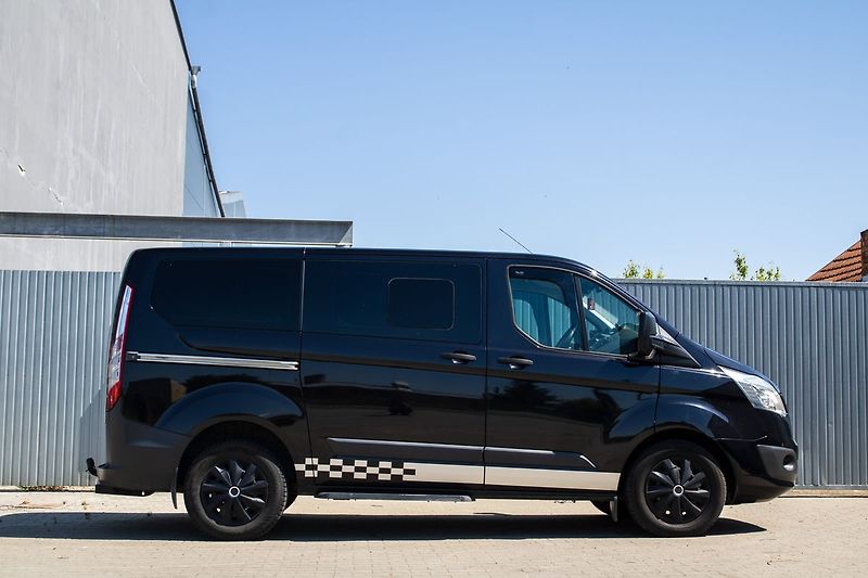 Ford Tourneo Custom - fotka 4 z 27