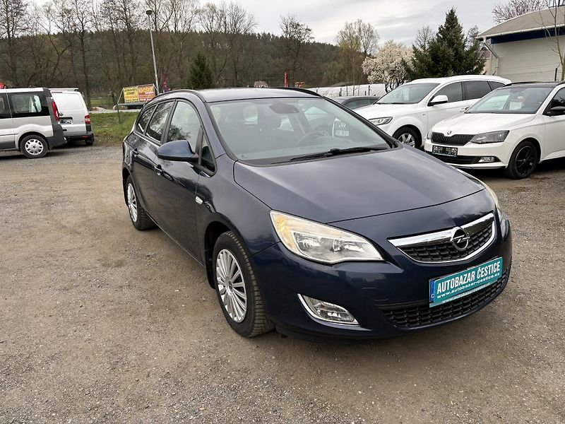 Opel Astra 2.0 D - fotka 3 z 19
