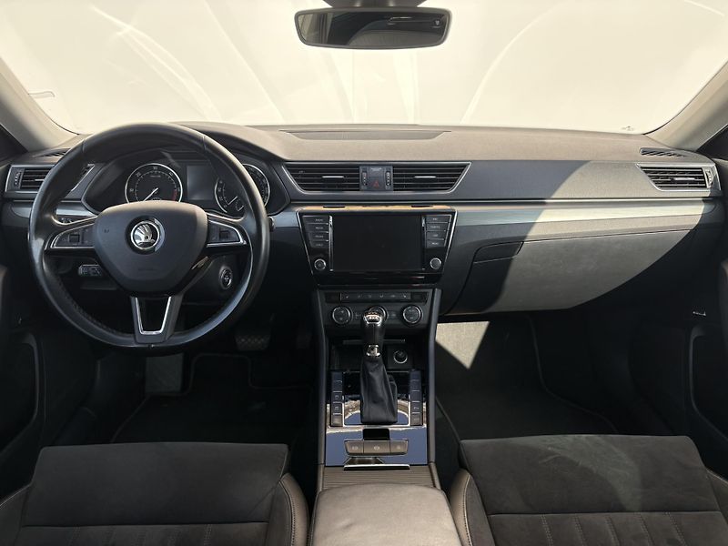 Škoda Superb 2.0 TDI 4x4 DSG / 140 kW Style - fotka 5 z 26