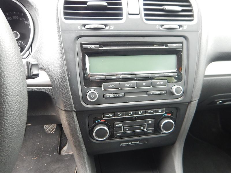 Volkswagen Golf V VARIANT 1.4 TSI, DIGIKLIMA - fotka 22 z 29