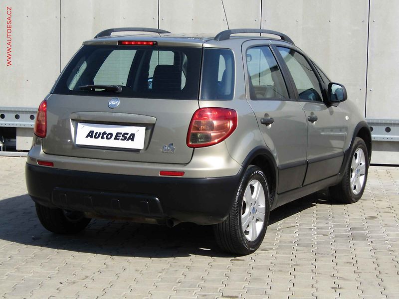 Fiat Sedici (2008) 1.9 JTD, AC - fotka 4 z 17