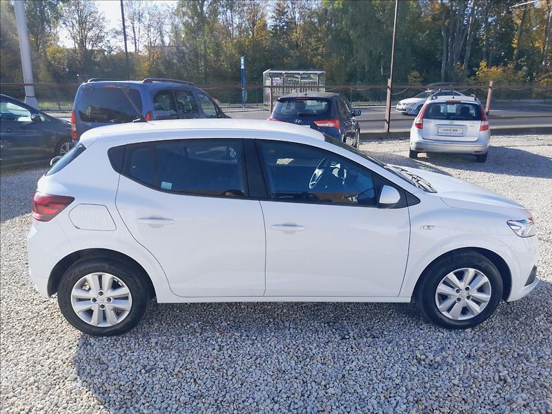 Dacia Sandero 1,0 SCe 49kW - fotka 8 z 48