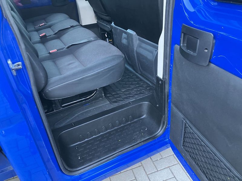 Peugeot Boxer (2022) 2.2 BHDI 3500 L3 7MÍST 50TKM - fotka 14 z 32