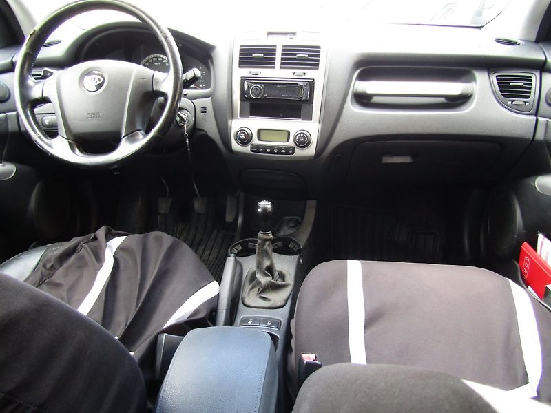 Kia Sportage (2005) 2.0 CRDI 83kW - fotka 15 z 35