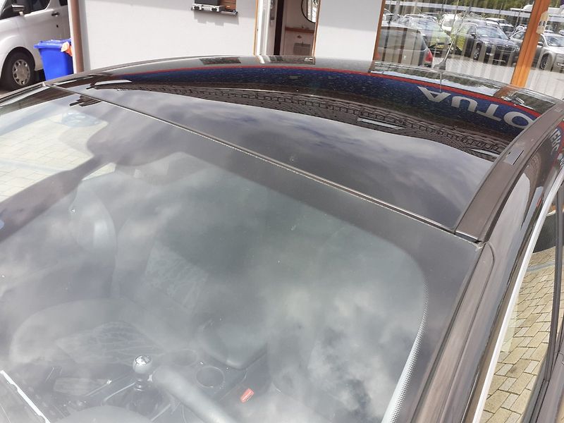 Peugeot 3008 (2011) 1.6 i  16V 115Kw - fotka 29 z 36