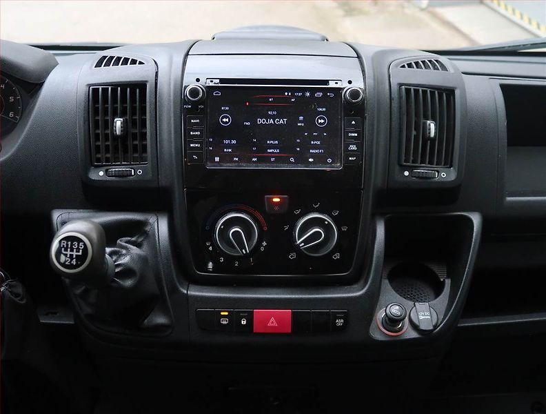 Fiat Ducato (2015) 2.0 MultiJet, Bus, 9Míst, 1Maj - fotka 12 z 20