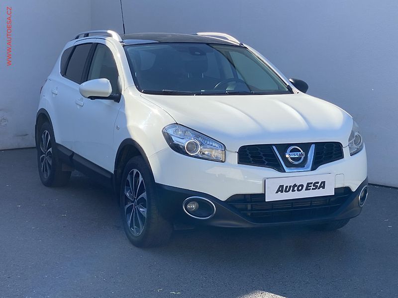 Nissan Qashqai (2012) 1.6dCi 4x4, 2.maj,ČR, AC, TZ - fotografie inzerátu