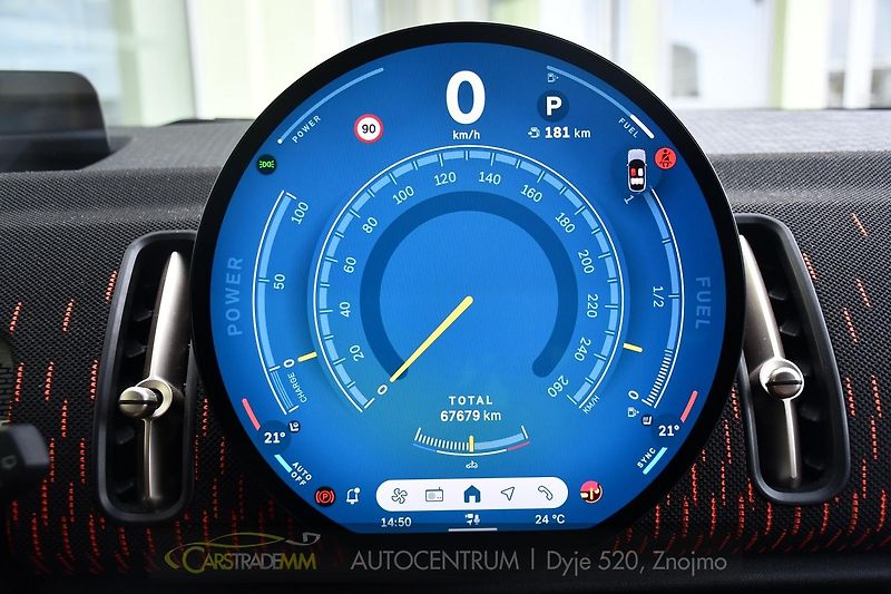 Mini Countryman D 2.0d HUD JWC - fotka 38 z 56