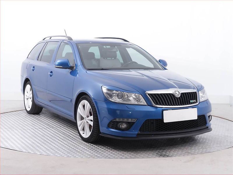 Škoda Octavia (2011) RS 2.0 TSI, Xenony, Tempomat - fotografie inzerátu