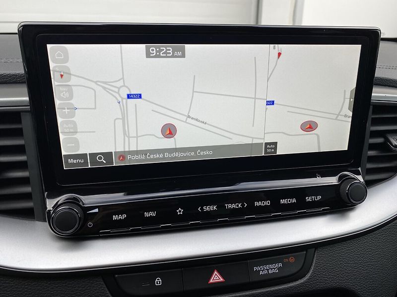 Kia Ceed 1.5 T-GDi 103 kW Spin - fotka 16 z 26