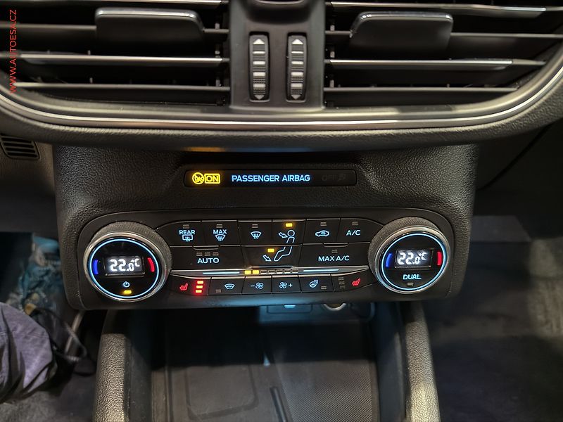 Ford Focus (2019) 1.5TDCi, Active, AT, LED - fotka 22 z 27
