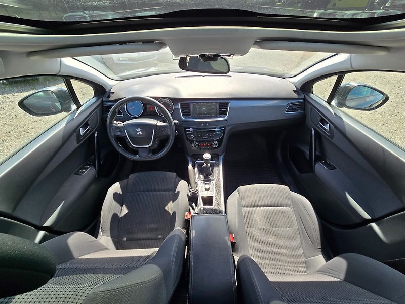 Peugeot 508 (2011) 1.6 16V SW - fotka 13 z 23