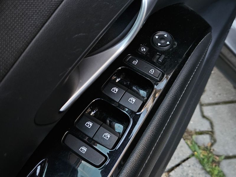 Hyundai Tucson 1,6 T-GDi, Style Premium,1.maj - fotka 12 z 46