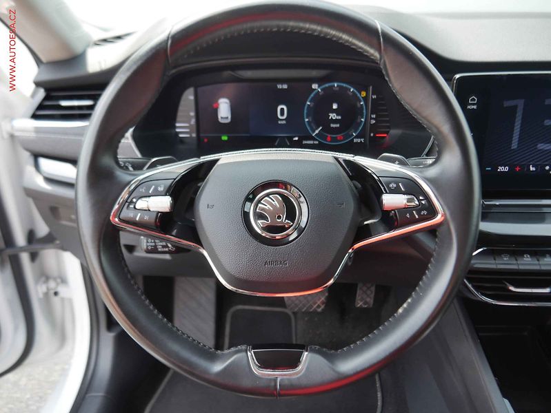 Škoda Octavia (2021) 2.0TDi, ČR, DSG - fotka 16 z 17