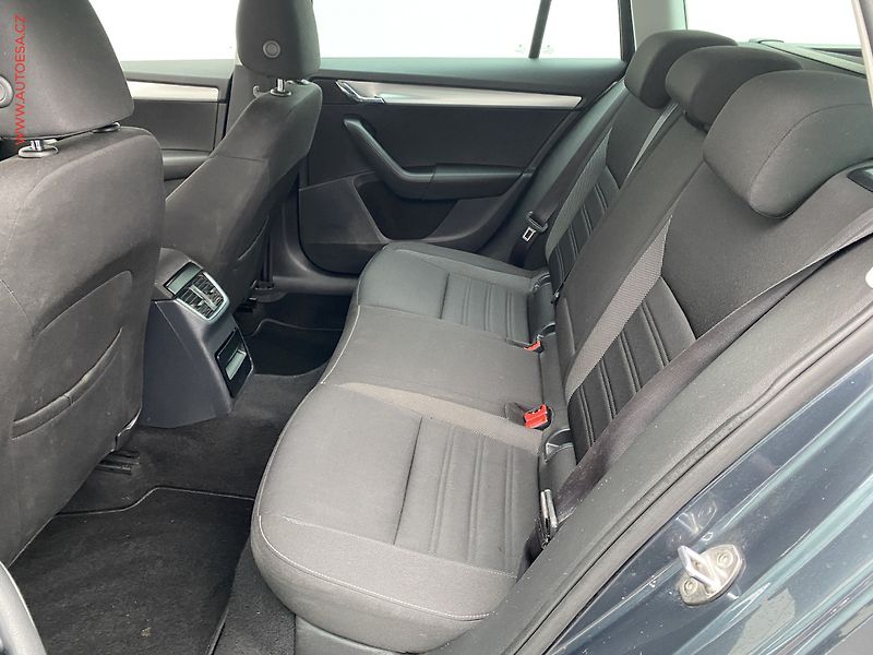 Škoda Octavia (2017) 1.6 TDi, Ambition, DSG - fotka 10 z 18