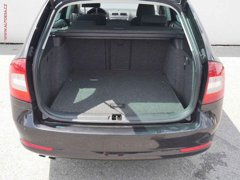 Škoda Octavia (2010) 1.4TSi - fotka 7 z 13