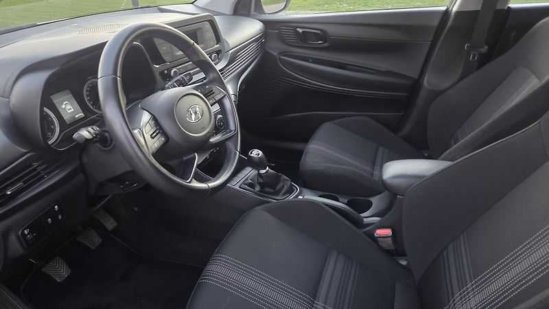 Hyundai Bayon (2024)  1.2i Comfort Club CZ DPH  - fotka 10 z 26