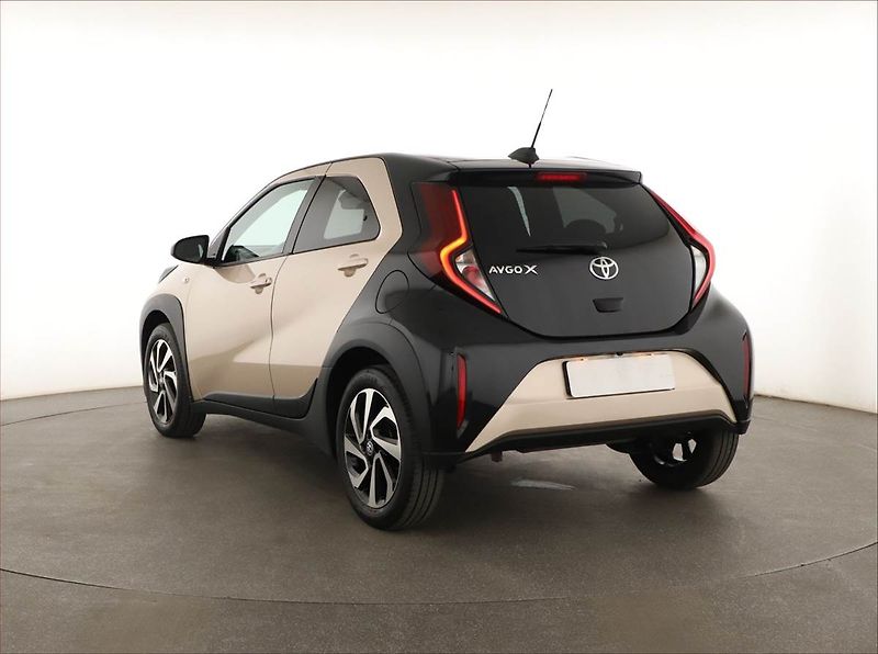 Toyota Aygo (2024) Style 1.0, Automat, ČR,1.maj - fotka 4 z 18