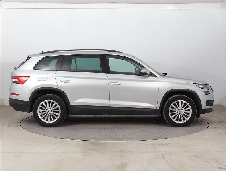 Škoda Kodiaq (2019) 2.0 TDI - fotka 6 z 23