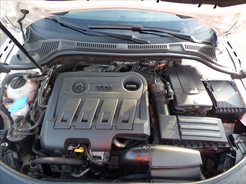 Škoda Superb 2,0 TDI 125kw 4x4  Laurin & Kl - fotka 48 z 54