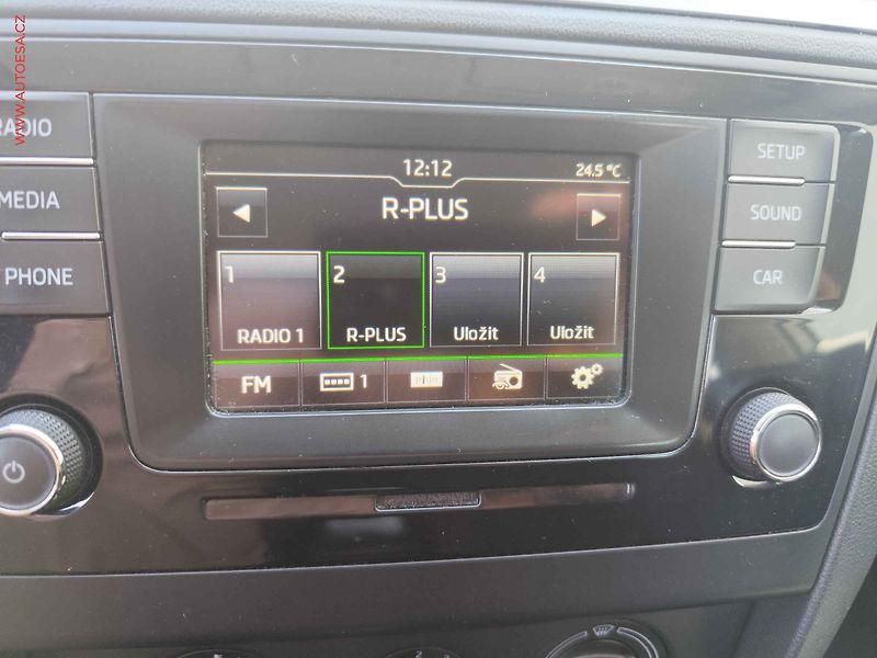 Škoda Rapid (2016) 1.4 TDi, ČR, AC, STK6/28 - fotka 12 z 19