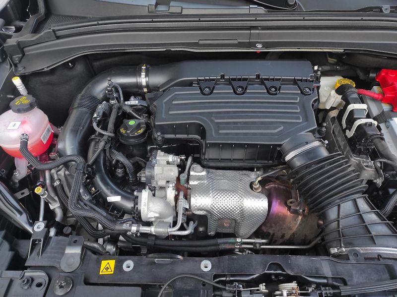 Alfa Romeo Tonale 1,5Turbo E-Hybrid,Speciale, AT - fotka 45 z 60