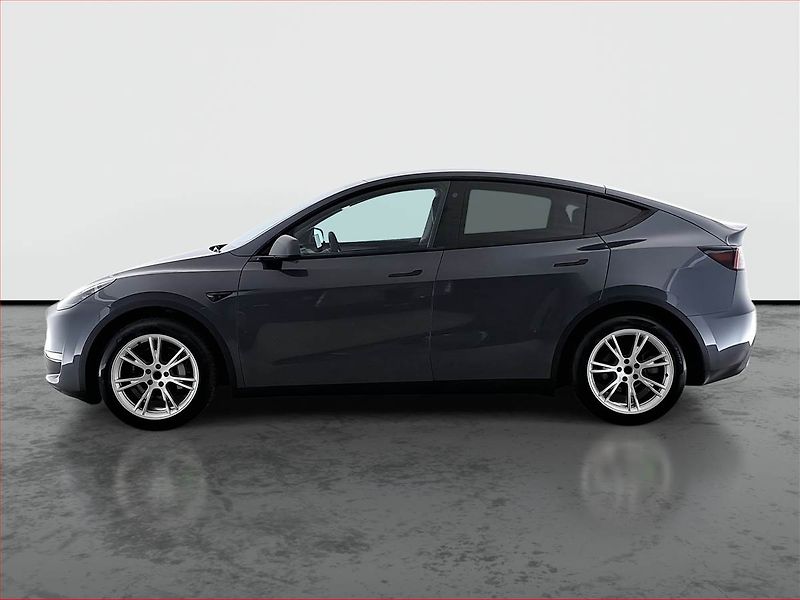 Tesla Model Y (2023) Long Range AWD 79kWh, SoH 91% - fotka 3 z 21