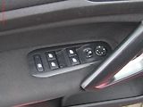 Peugeot 308 (2014) 1.2 PT, ČR, Allure, LED - náhled 11