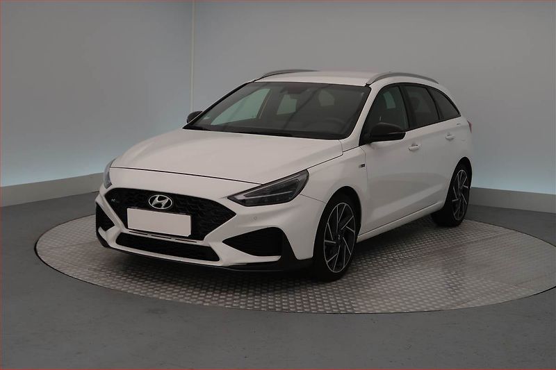 Hyundai i30 (2024) N-Line 1.5 T-GDI MHEV - fotka 2 z 17