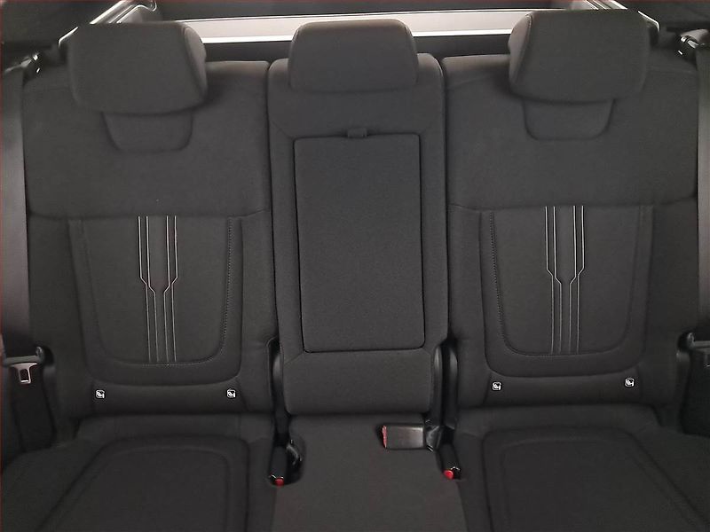 Hyundai Tucson (2022) 1.6 T-GDI - fotka 10 z 19