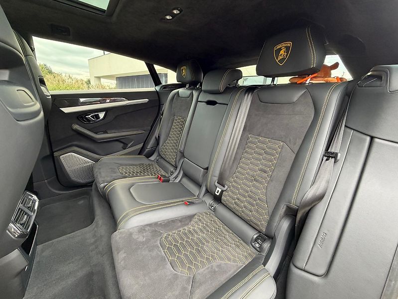 Lamborghini Urus (2019) 4.0 - V8 - KERAMIKY  - fotka 35 z 43