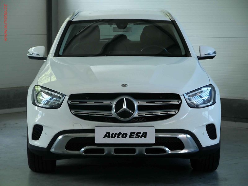 Mercedes-Benz GLC (2019) 2.0CDi 200d 4Matic, 2.maj,ČR - fotka 2 z 24