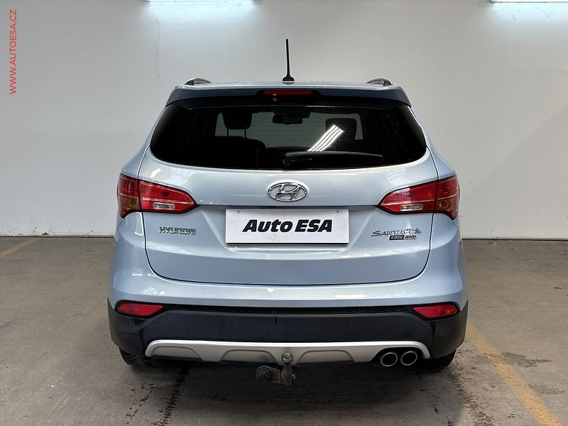 Hyundai Santa Fe (2014) 2.2 CRDi 4x4, Style, xenon - fotka 5 z 16