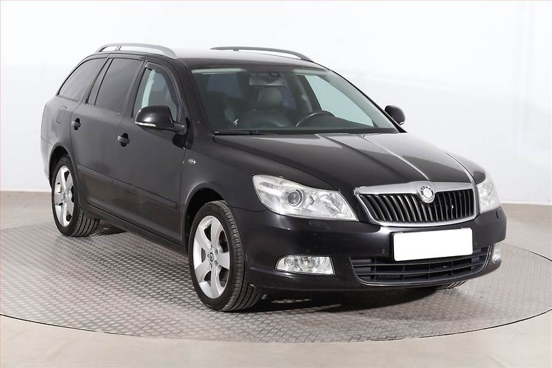 Škoda Octavia (2010) Laurin&Klement 1.9 TDI - fotografie inzerátu
