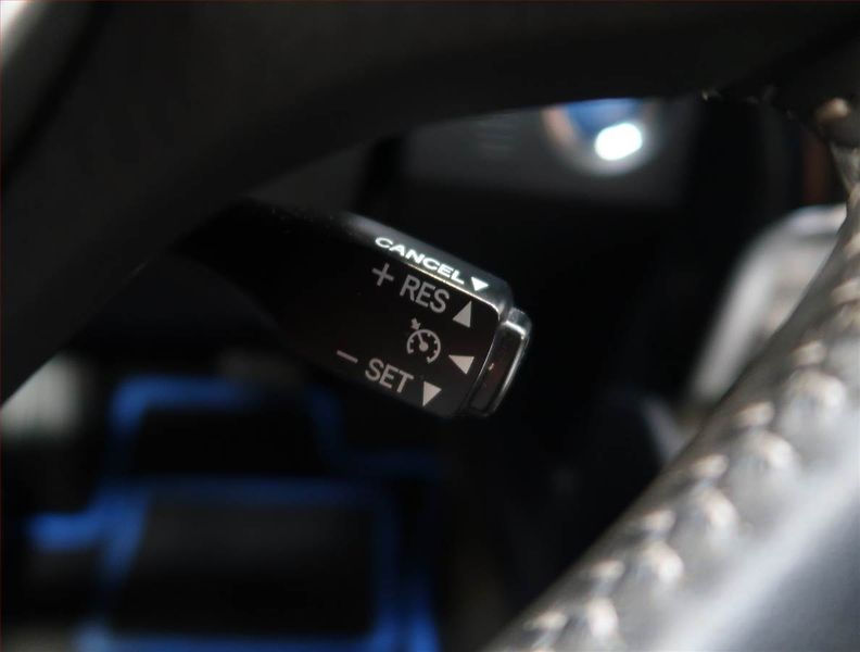 Toyota Auris (2016) Hybrid, Automat, Serv.kniha - fotka 21 z 24