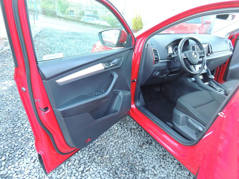 Škoda Karoq (2020) 1.5TSI,110kw,DSG,TZ,ČR,1maj. - fotka 11 z 45