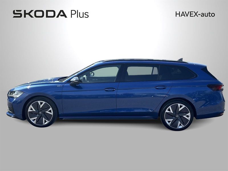 Škoda Superb (2025) Combi 2.0 TDI 4x4 DSG Sportlin - fotka 3 z 33