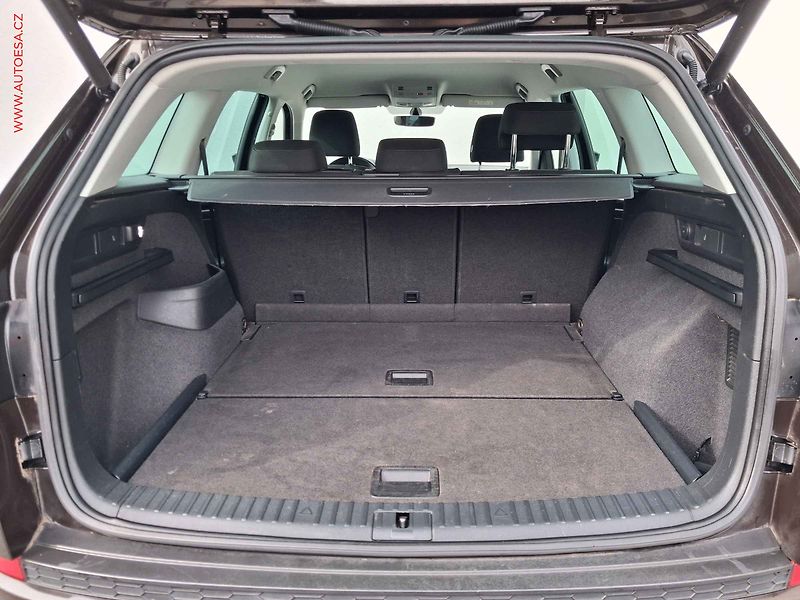 Škoda Kodiaq (2018) 2.0 TDi, Style, DSG, LED - fotka 7 z 17