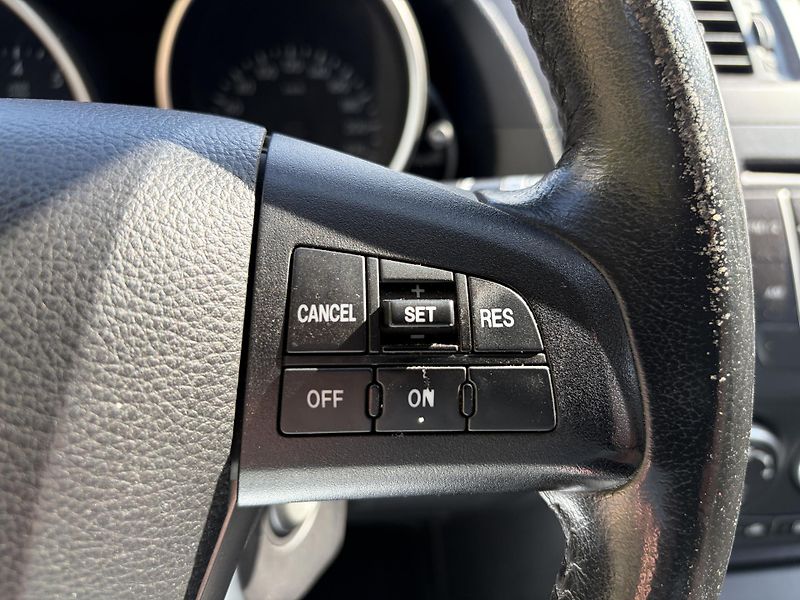 Mazda 5 2.0 Center-Line - fotka 30 z 31