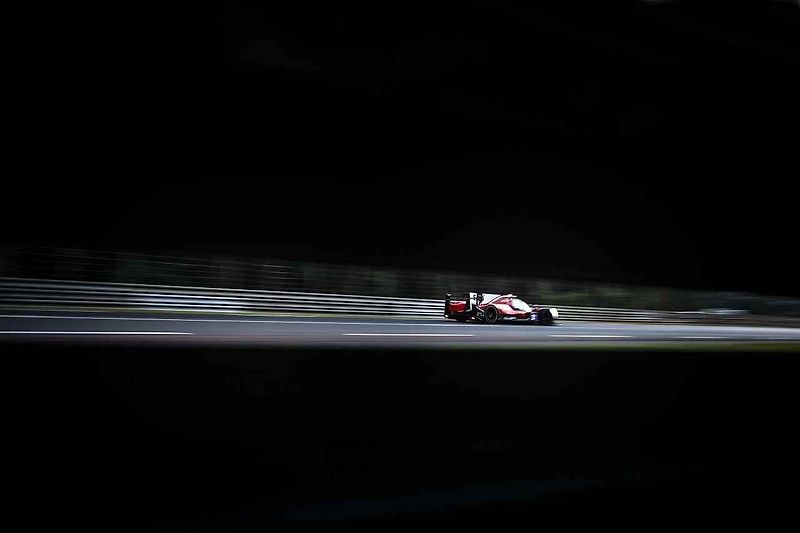 Letošní závod 24 hodin Le Mans objektivem českého fotografa Ondřeje Kroutila.