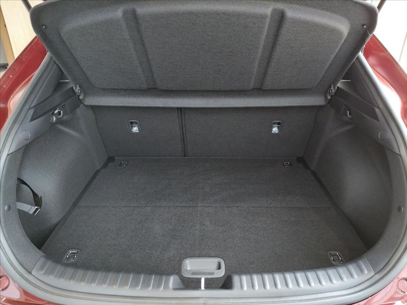 Kia XCeed (2026) 1,6   T-GDI 7DCT EXCLUSIVE - fotka 7 z 13